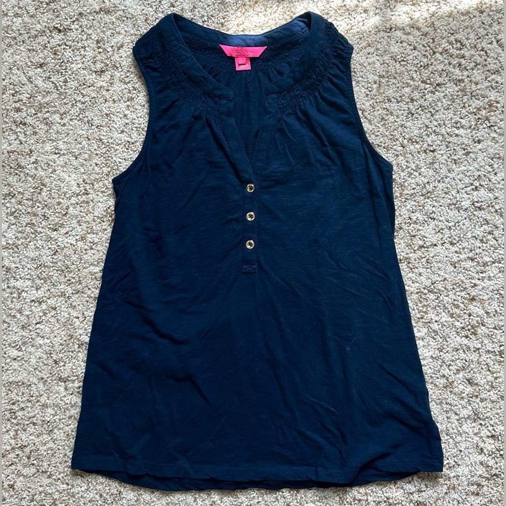 Lilly Pulitzer Women's Navy Blue Essie Smocked V-Neck Blouse Tank. Size S. NWOT!